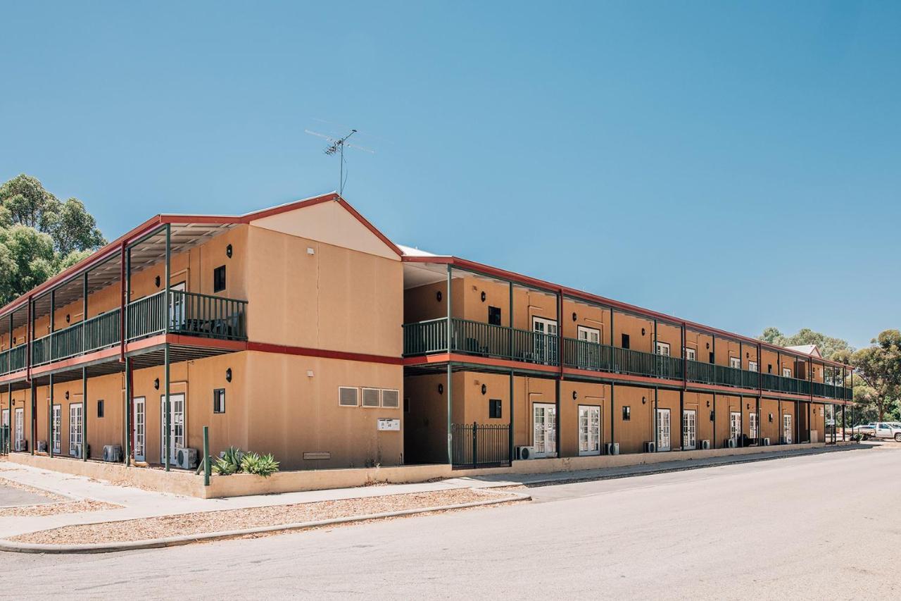 Settlers Hotel York Ngoại thất bức ảnh
