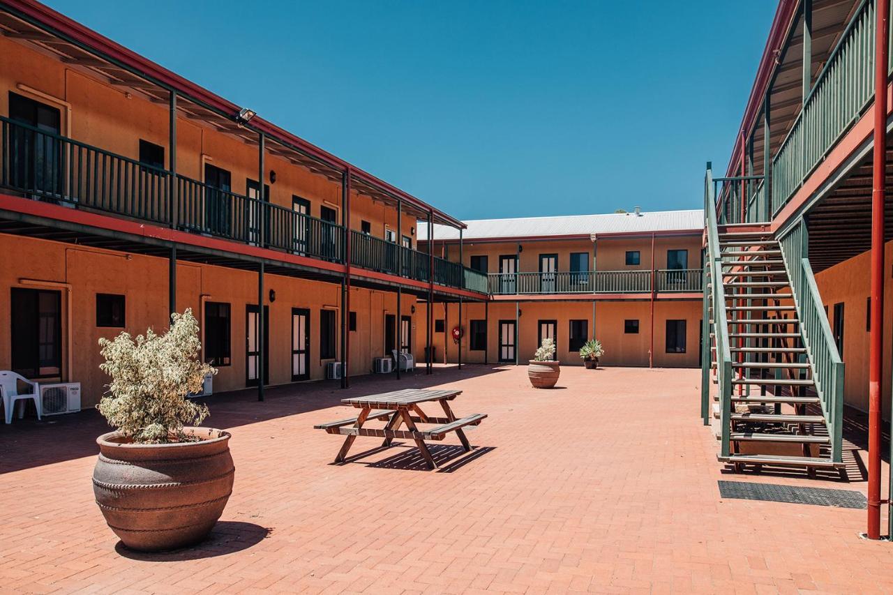 Settlers Hotel York Ngoại thất bức ảnh