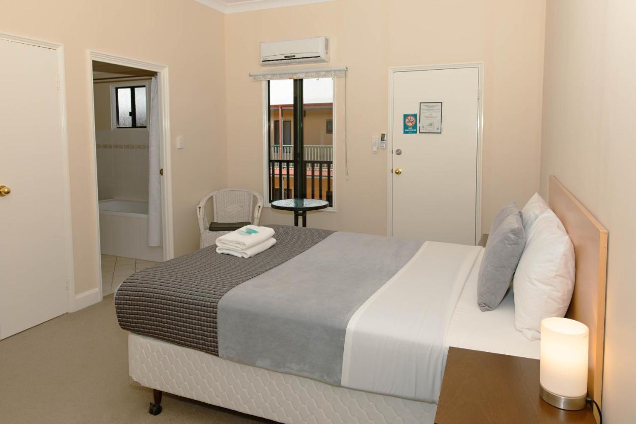 Settlers Hotel York Ngoại thất bức ảnh